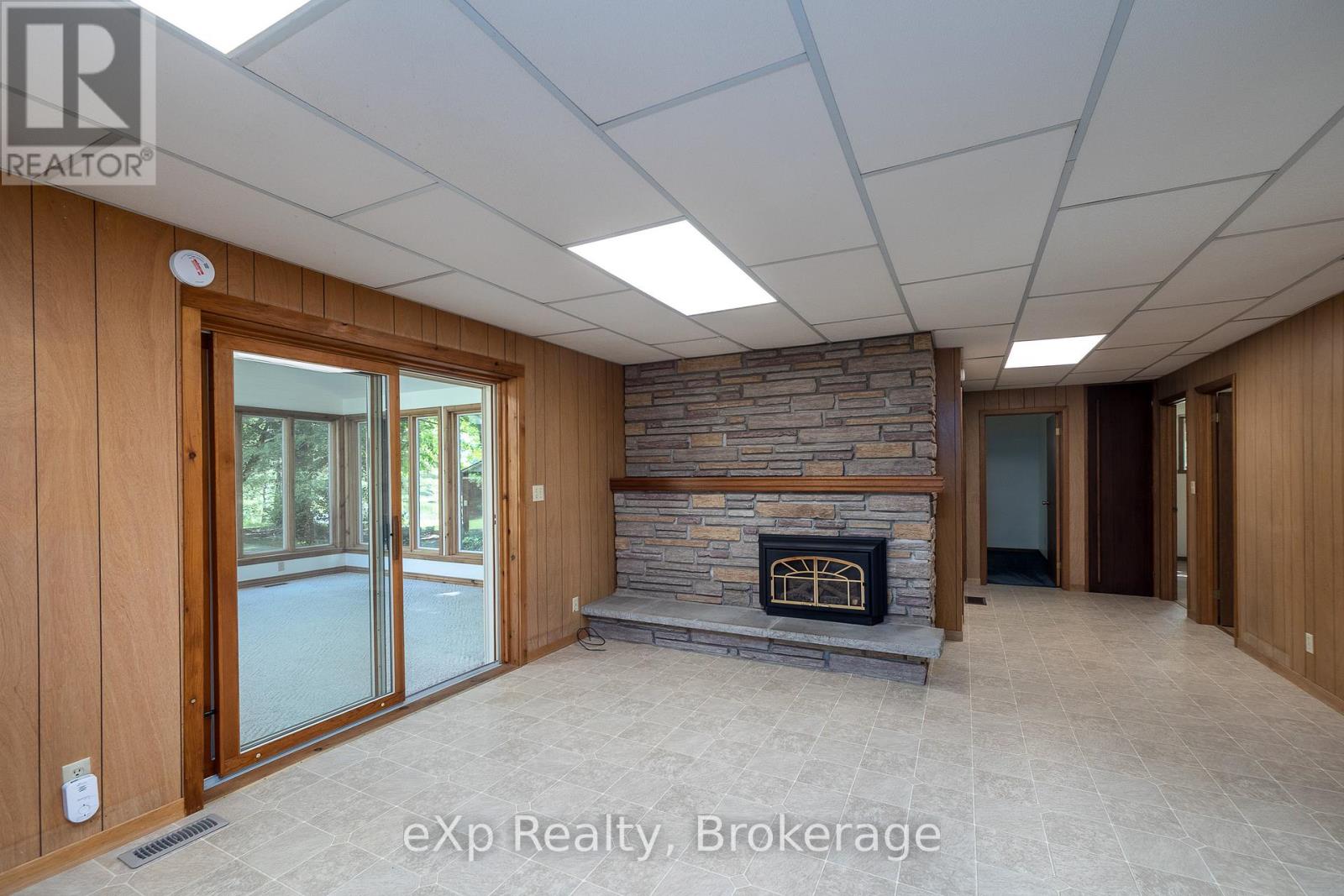 823015 MASSIE ROAD - 20