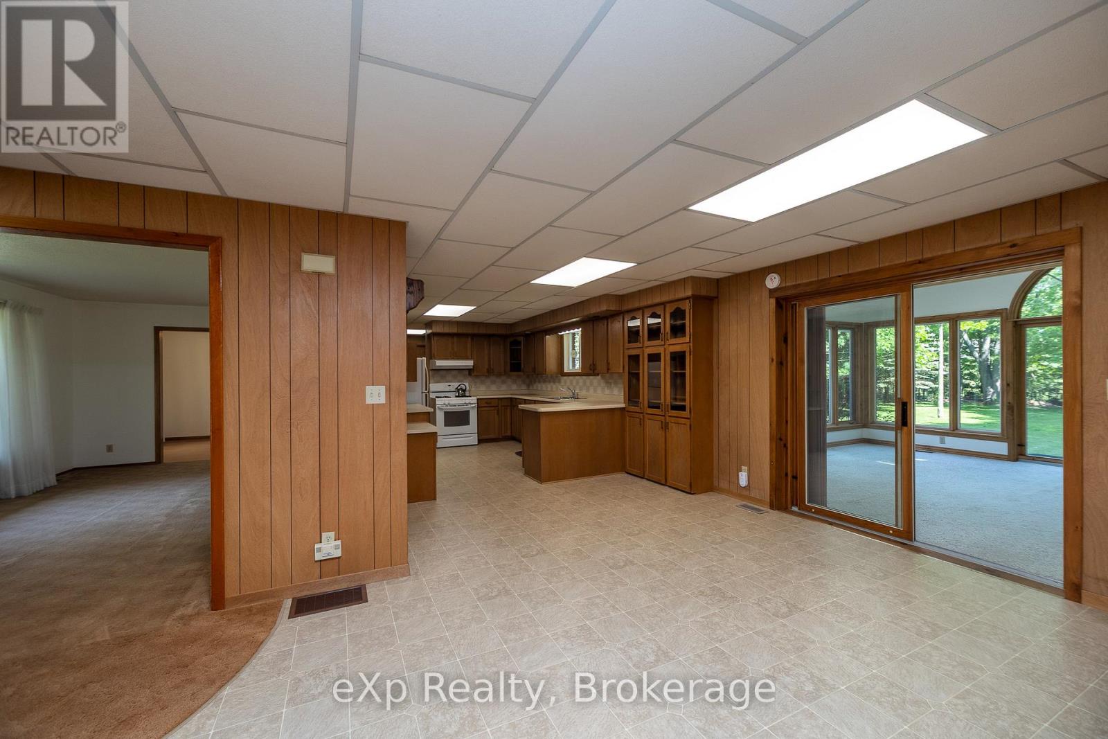 823015 MASSIE ROAD - 22