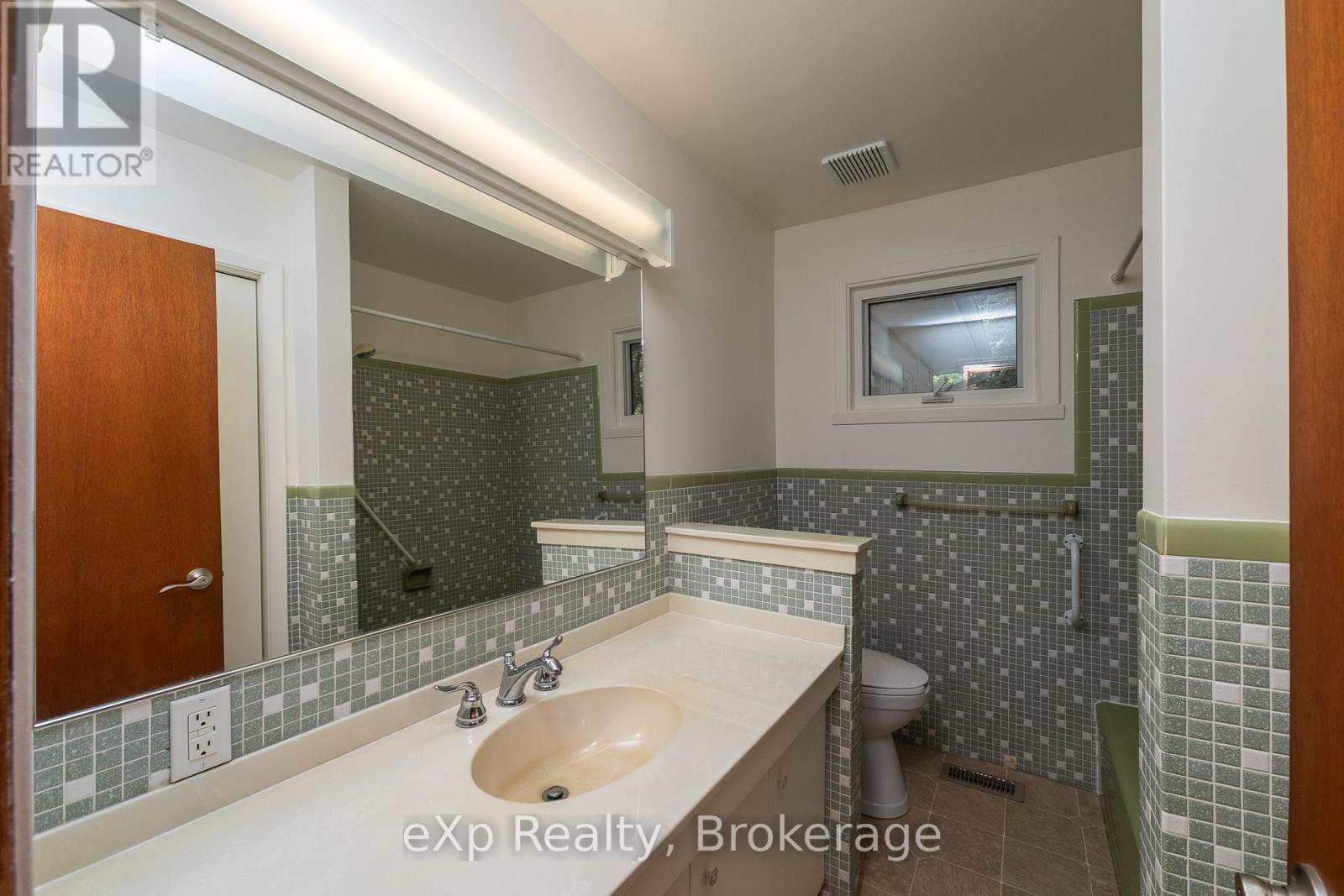 823015 MASSIE ROAD - 30
