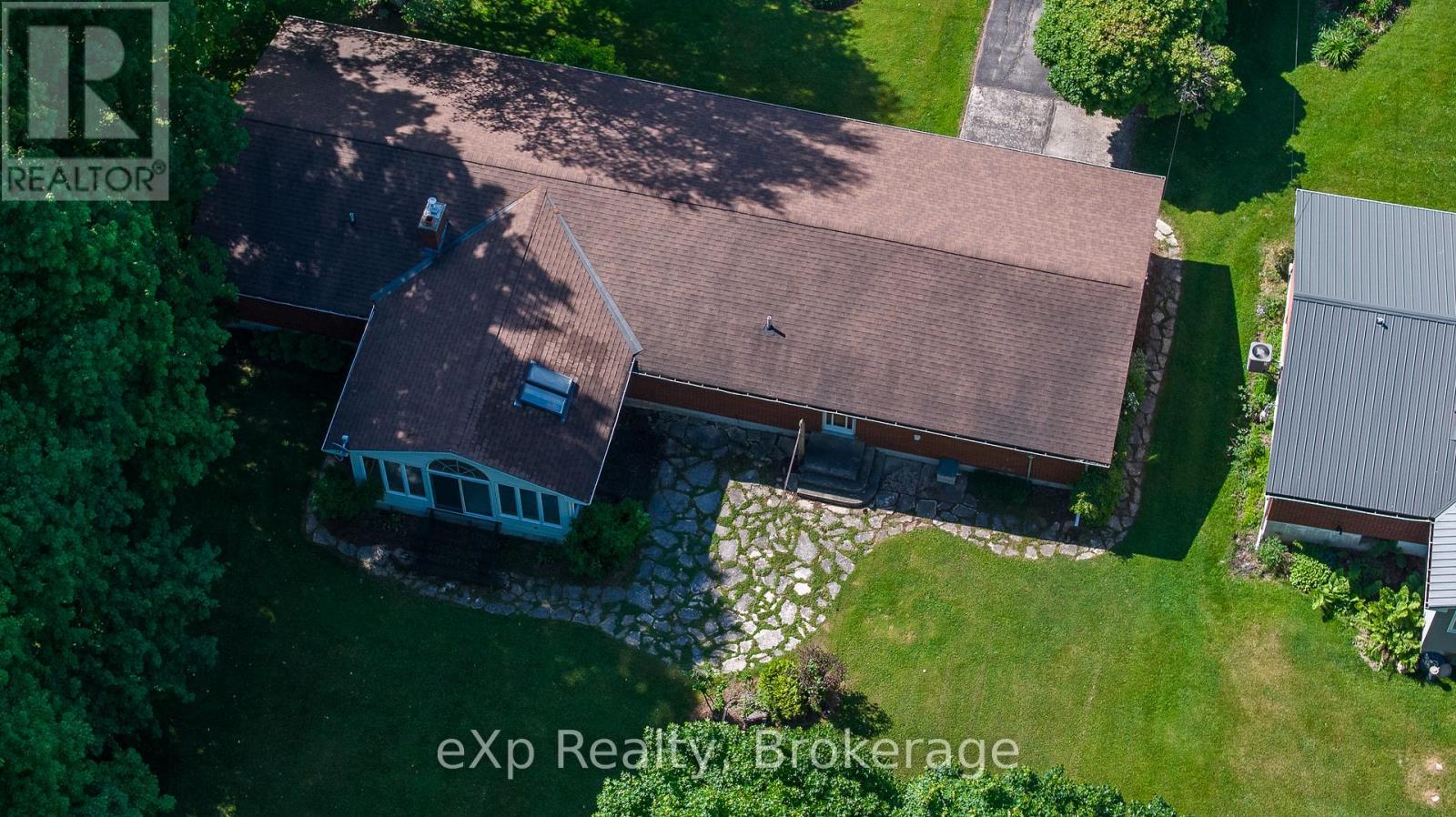 823015 MASSIE ROAD - 32