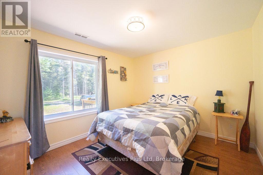 387 BRENNAN'S ROAD - 45