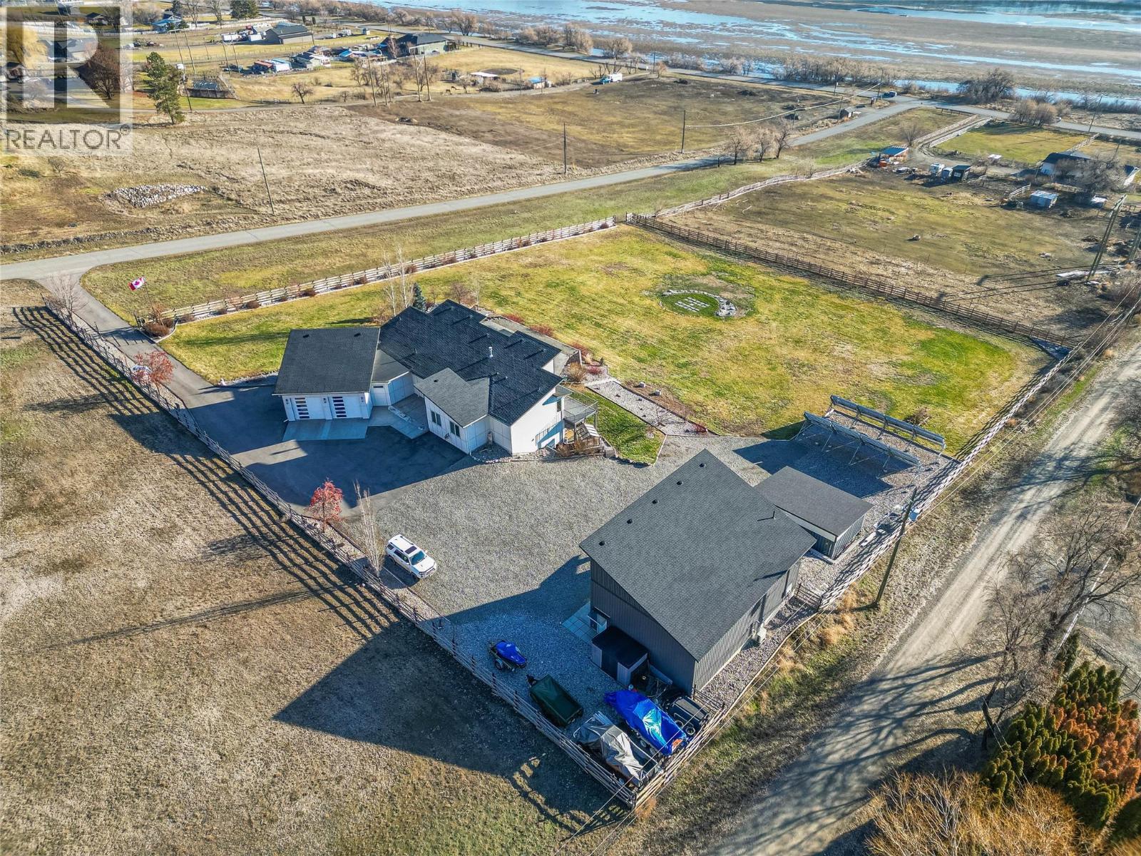 3093 SHUSWAP  E Road, Kamloops
