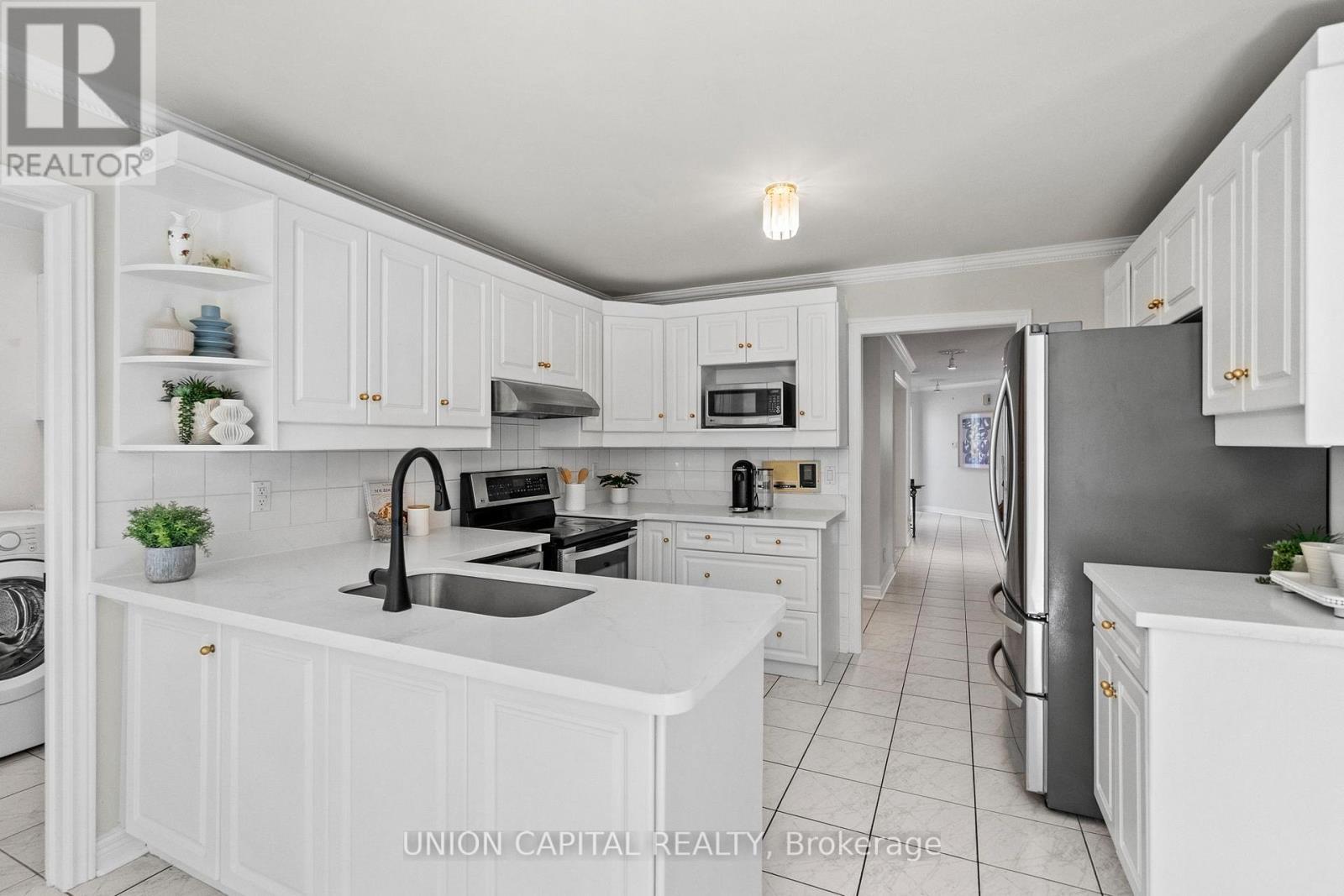 99 ABITIBI AVENUE - 11