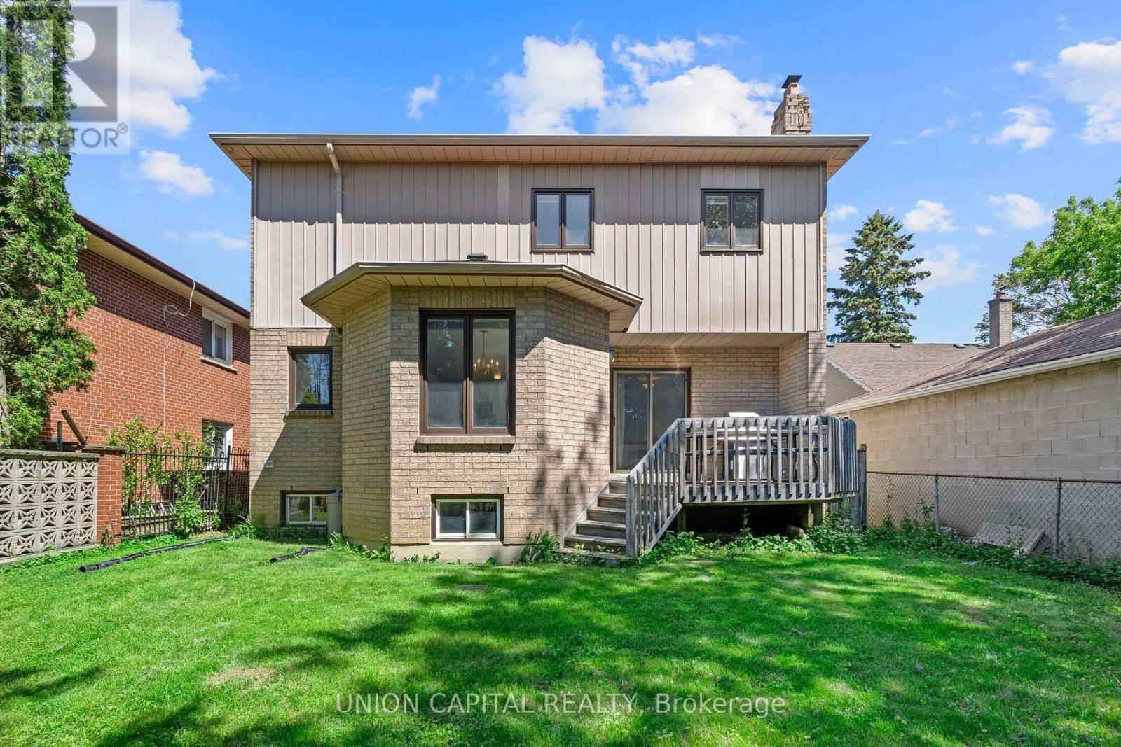99 ABITIBI AVENUE - 26