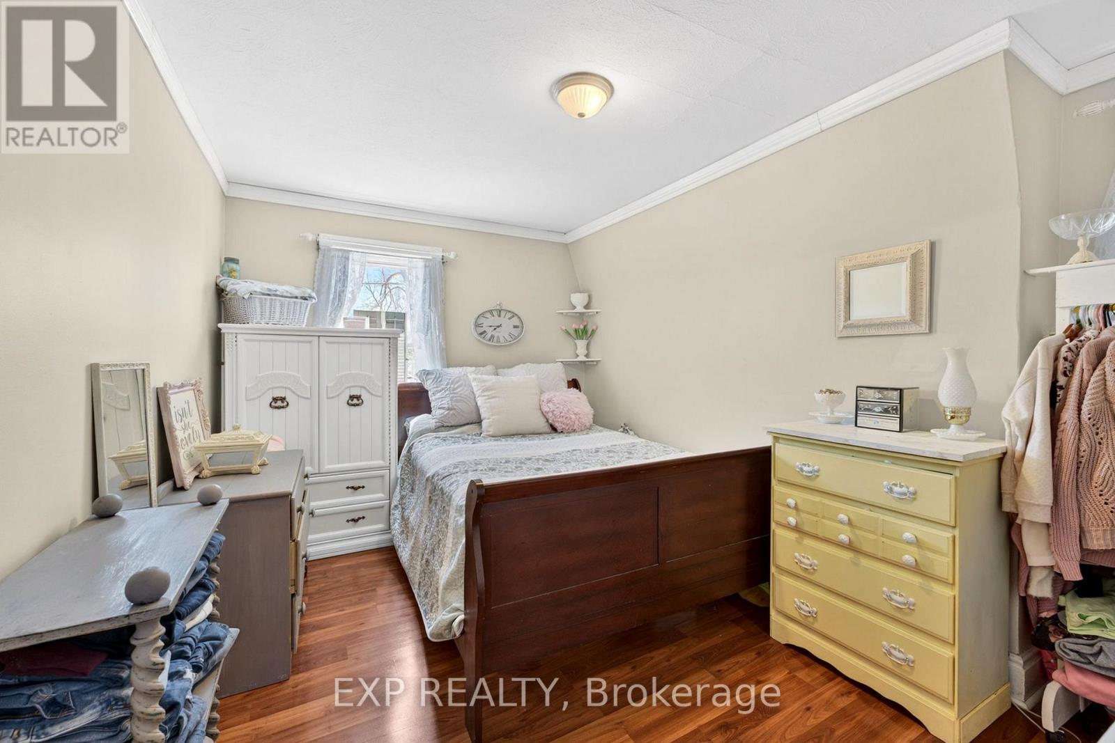 16 BURTON STREET - 20