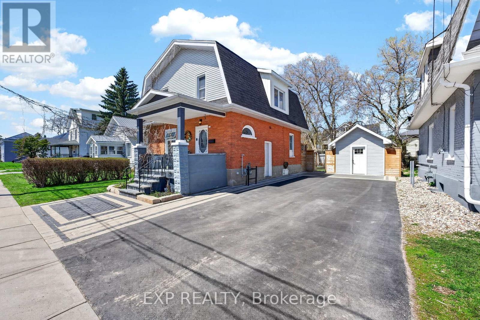 16 BURTON STREET - 4