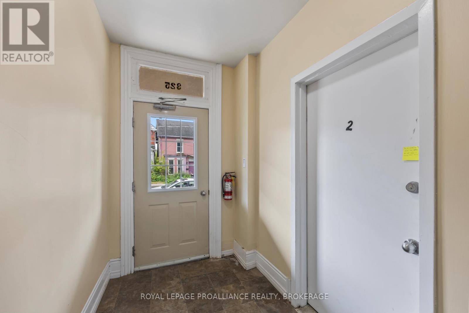 325 JOHNSON STREET - 7