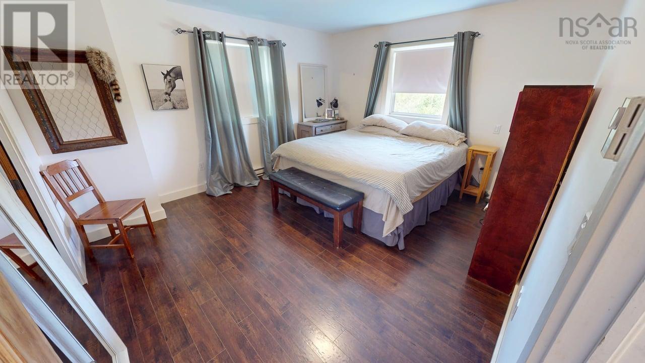 656 Ohio East Road - 10