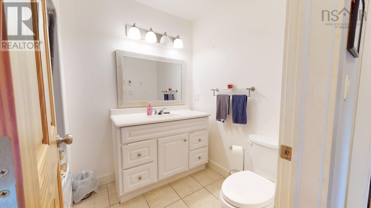 656 Ohio East Road - 7