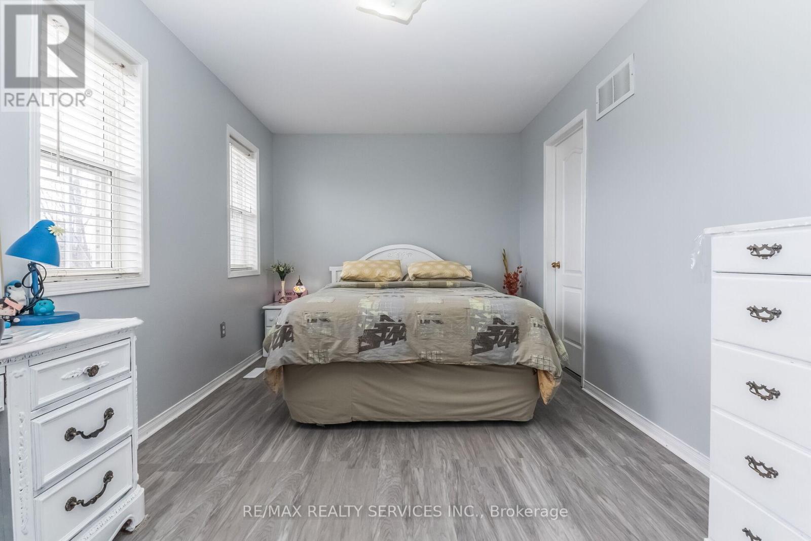 359 EDENBROOK HILL DRIVE - 23