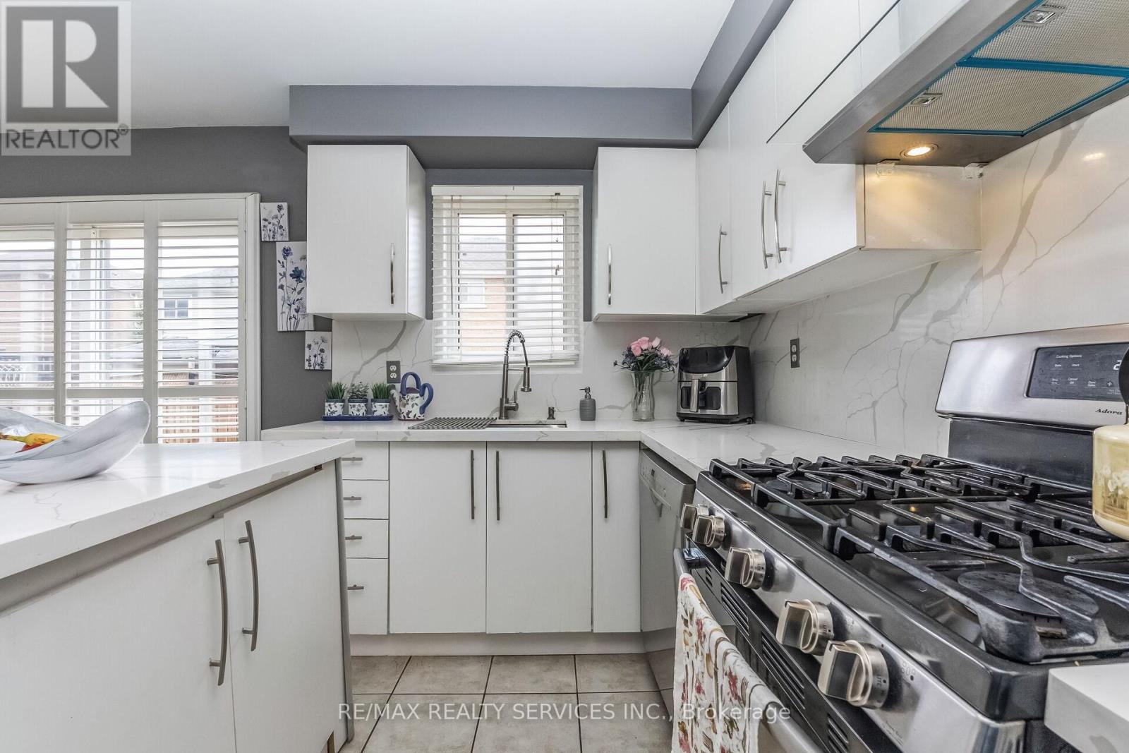 359 EDENBROOK HILL DRIVE - 12