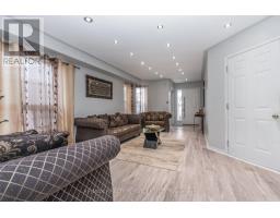 Bedroom 2 - 359 Edenbrook Hill Drive, Brampton, ON L7A2N4 Photo 6