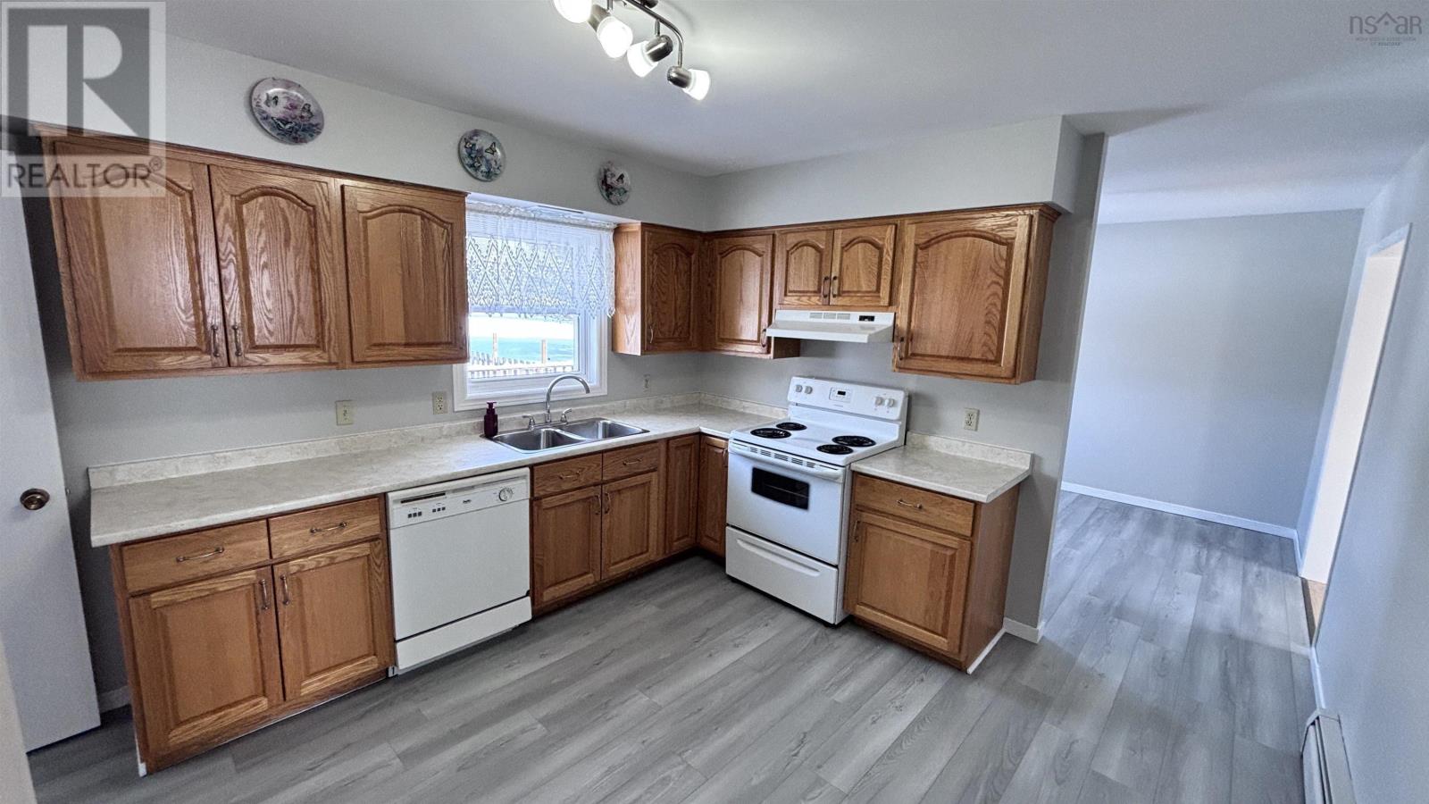 130 PASSCHENDAELE Avenue - 8