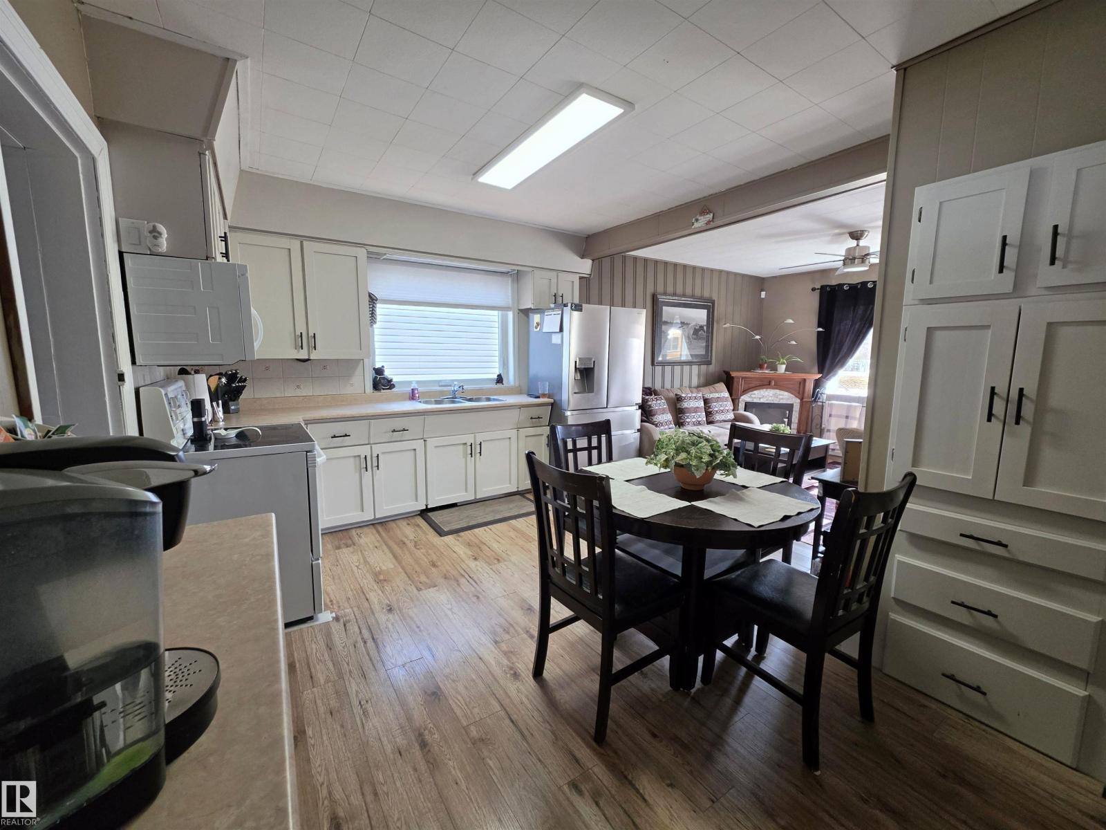 202 56102 RGE ROAD 53 - 11