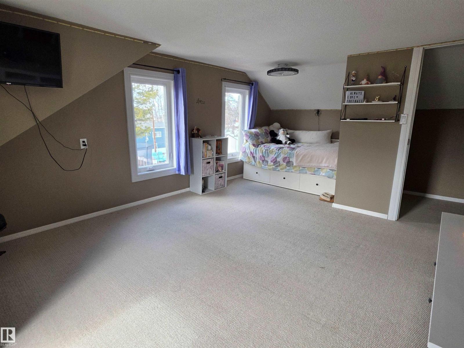 202 56102 RGE ROAD 53 - 25
