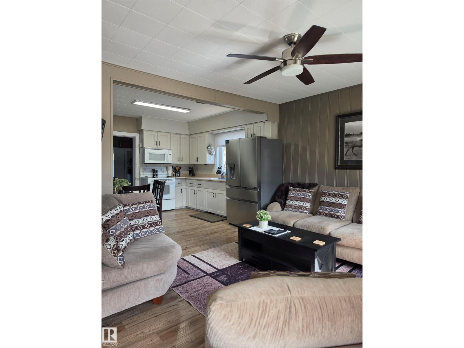 202 56102 RGE ROAD 53 - 6