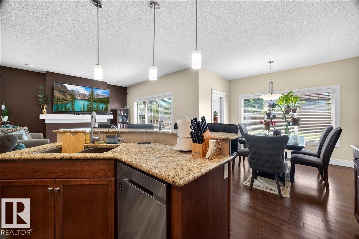 1411 30 AV NW — photo 13