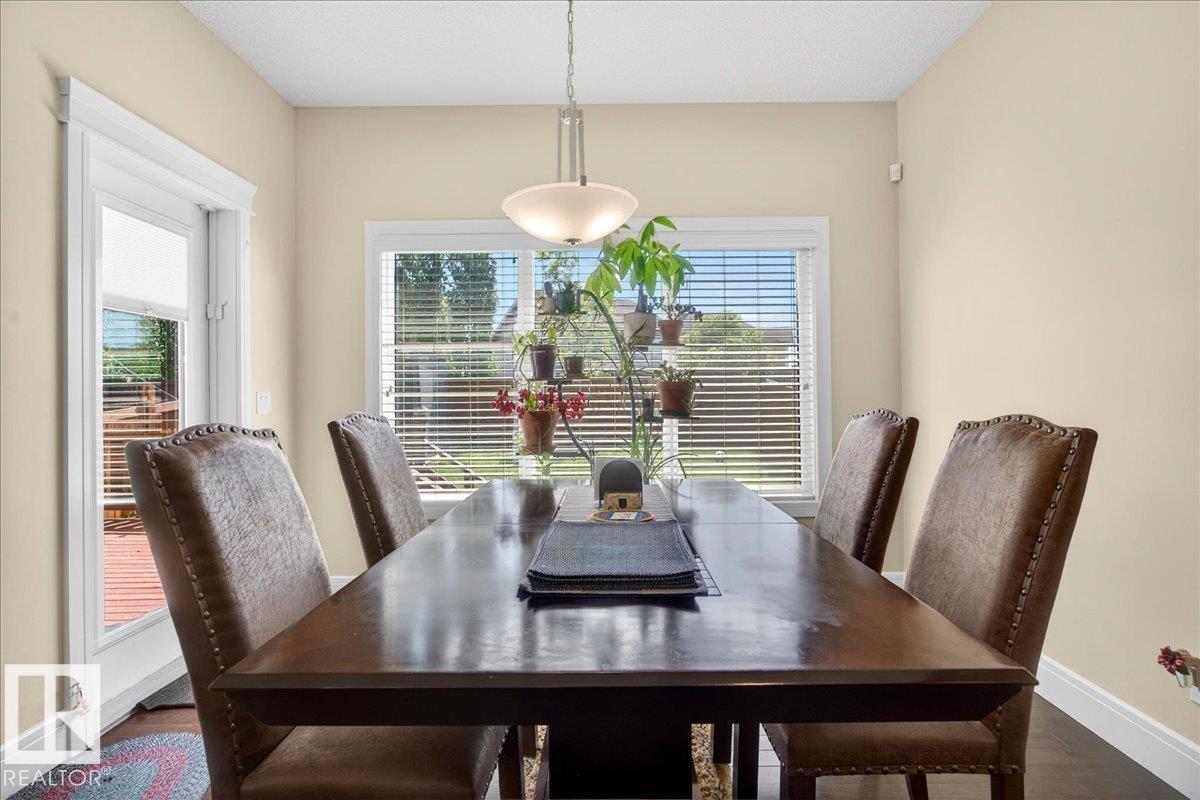 1411 30 AV NW — photo 19
