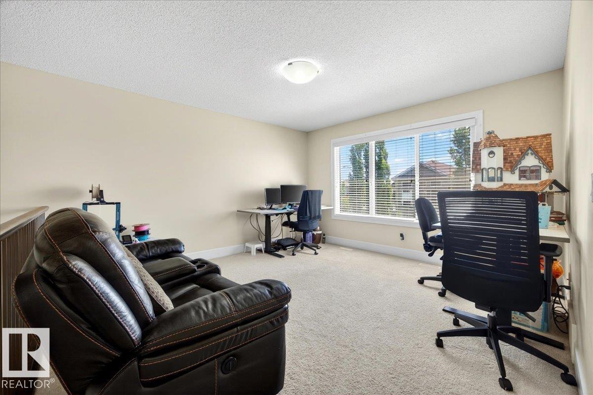 1411 30 AV NW — photo 24