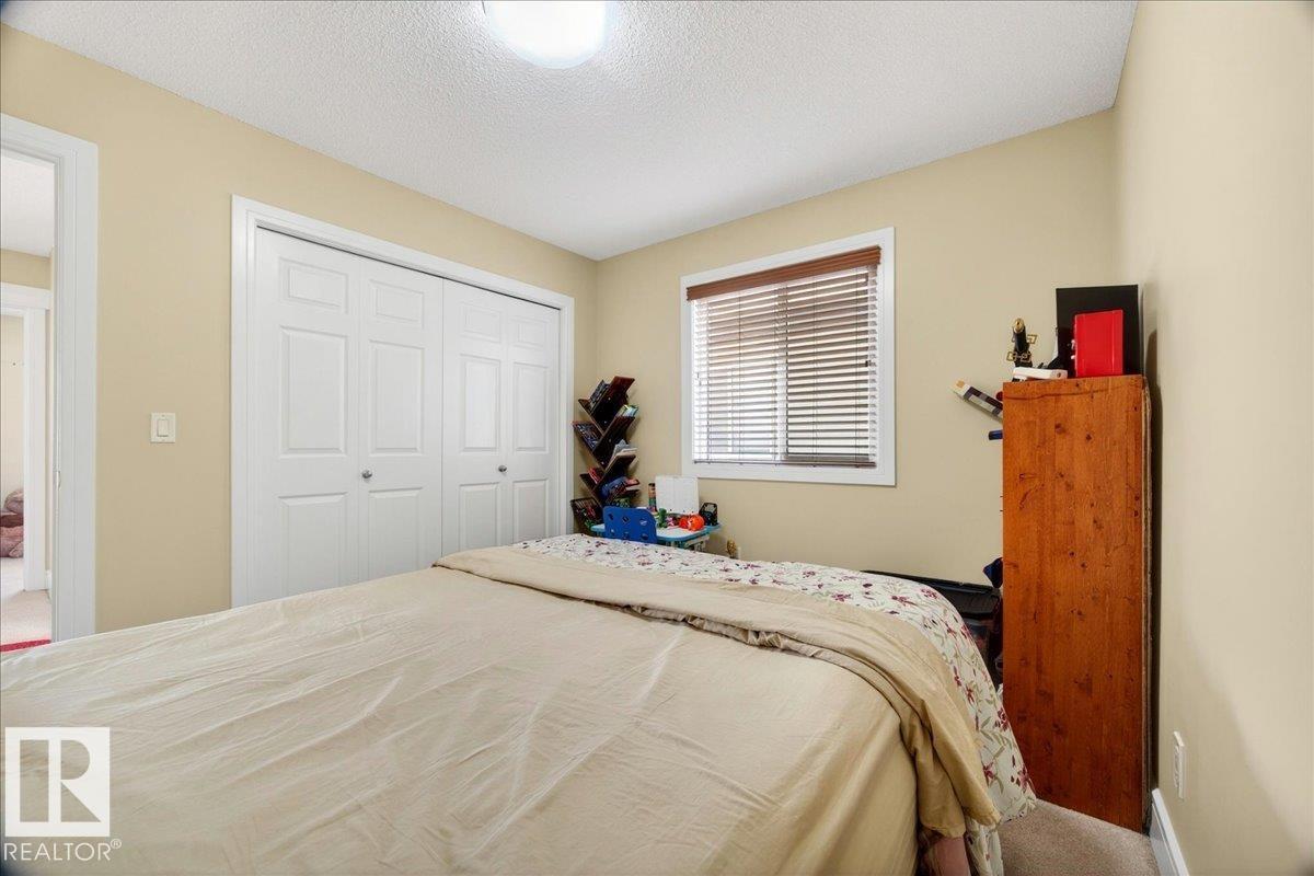 1411 30 AV NW — photo 33
