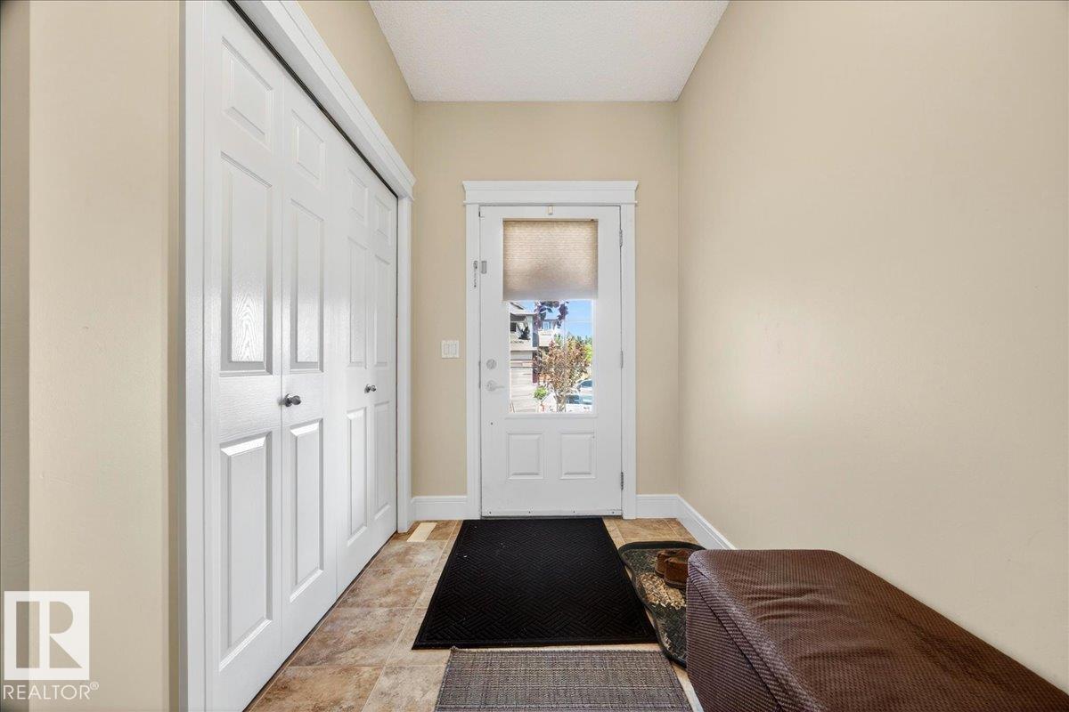 1411 30 AV NW — photo 6