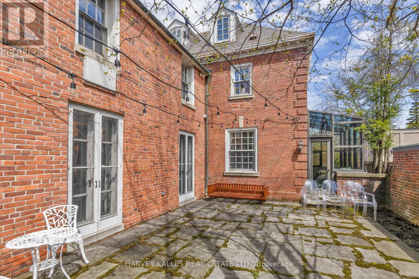 470 RUSSELL HILL ROAD - 22