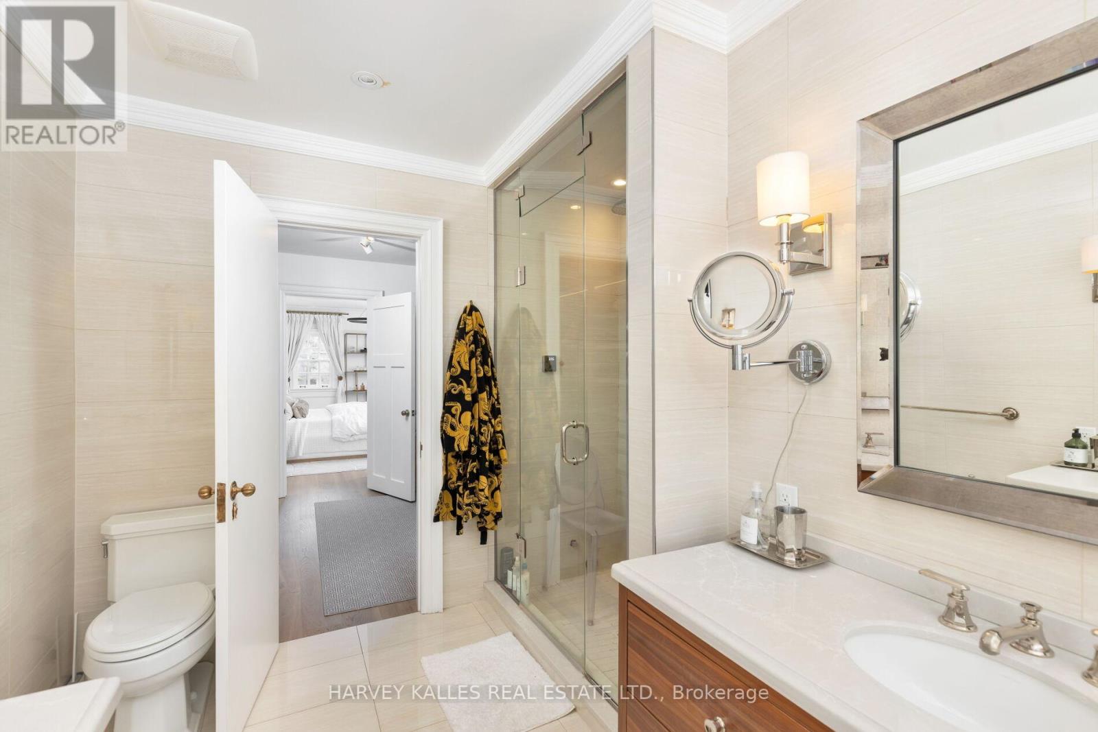 470 RUSSELL HILL ROAD - 36