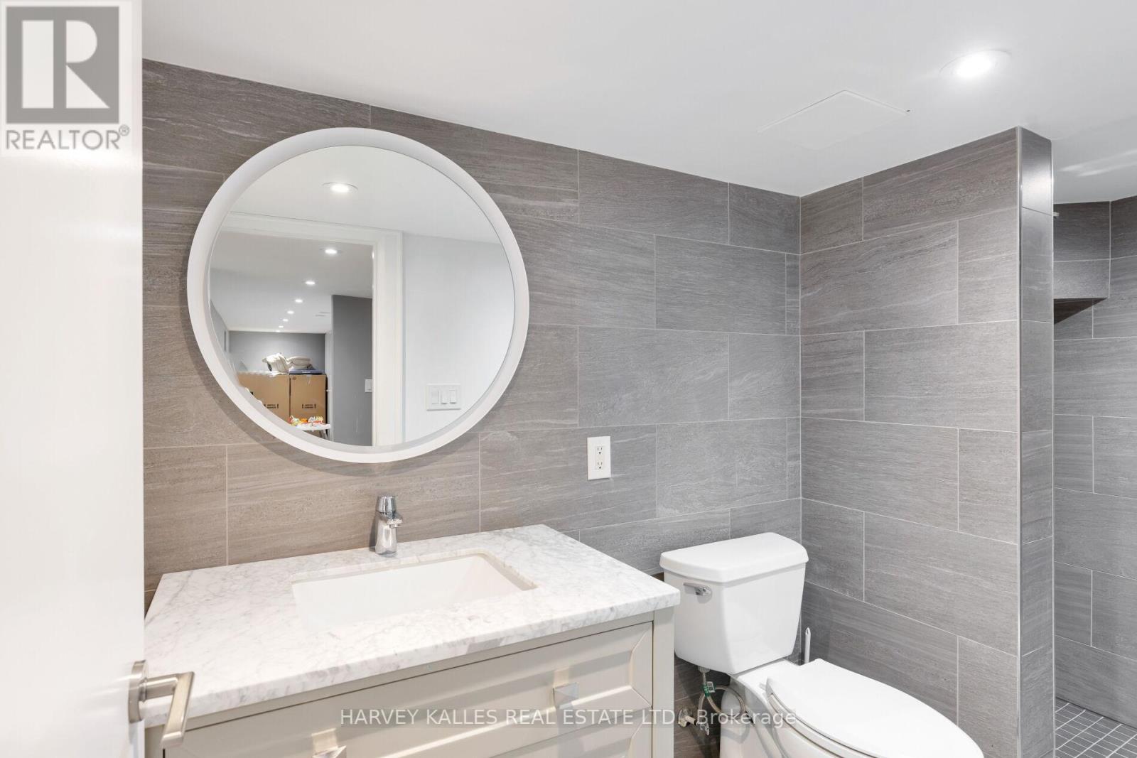 470 RUSSELL HILL ROAD - 49