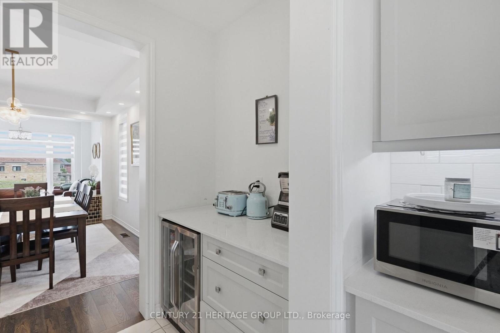 63 BETHPAGE CRESCENT - 10