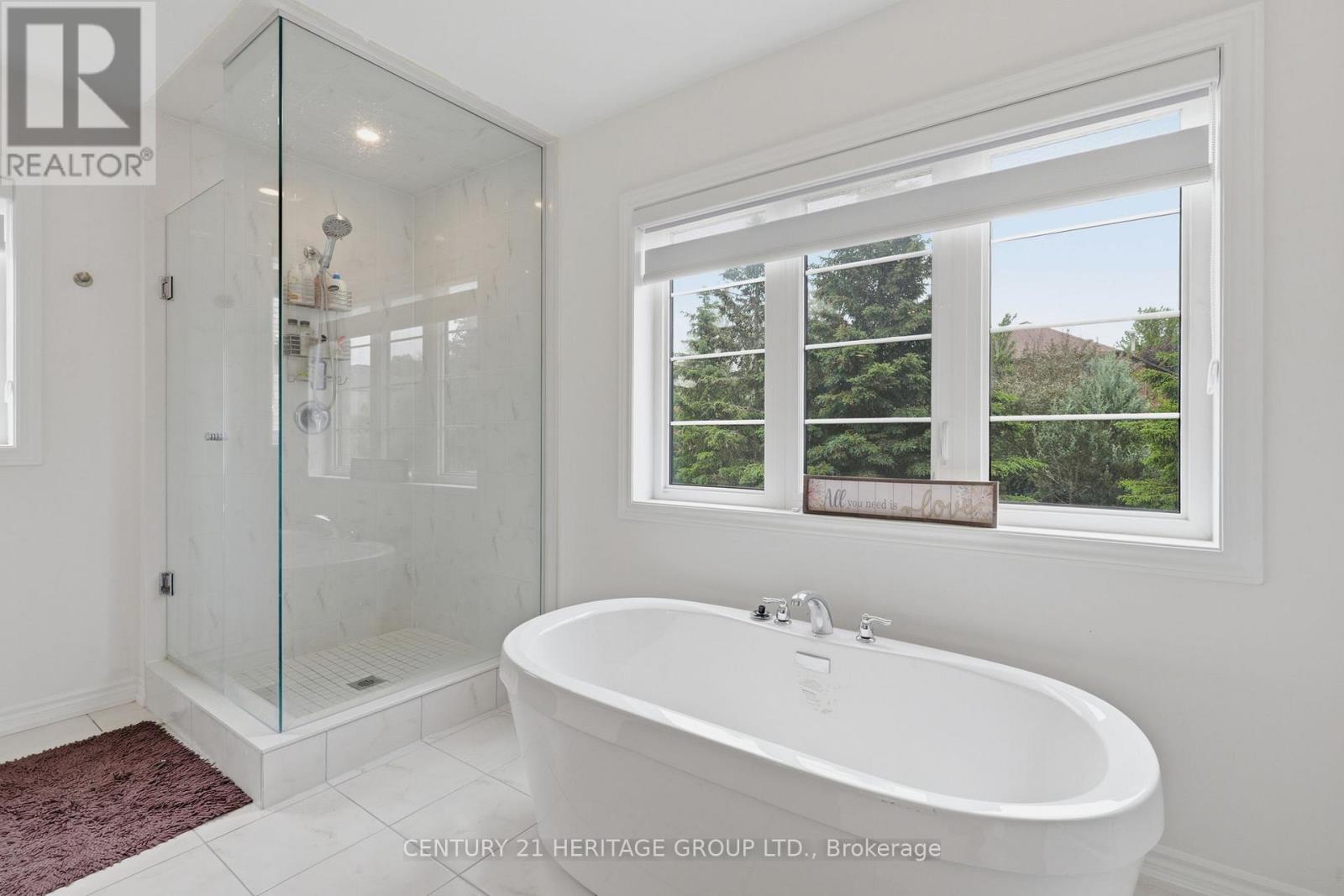 63 BETHPAGE CRESCENT - 18