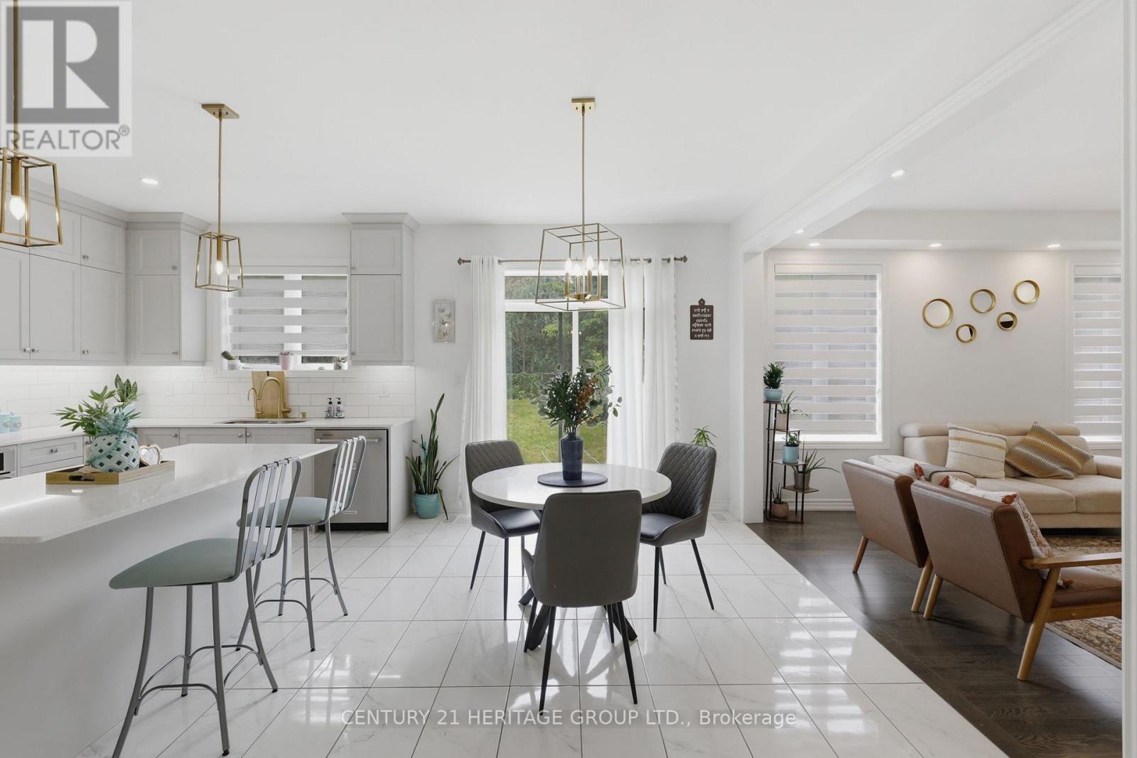 63 BETHPAGE CRESCENT - 7
