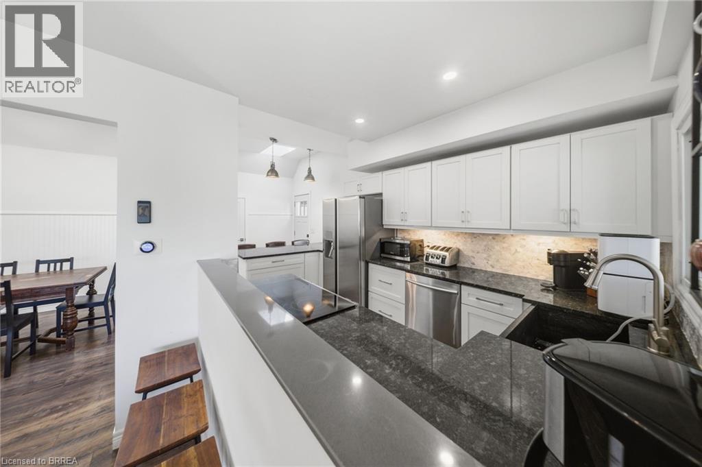 382 CEDAR Drive - 12