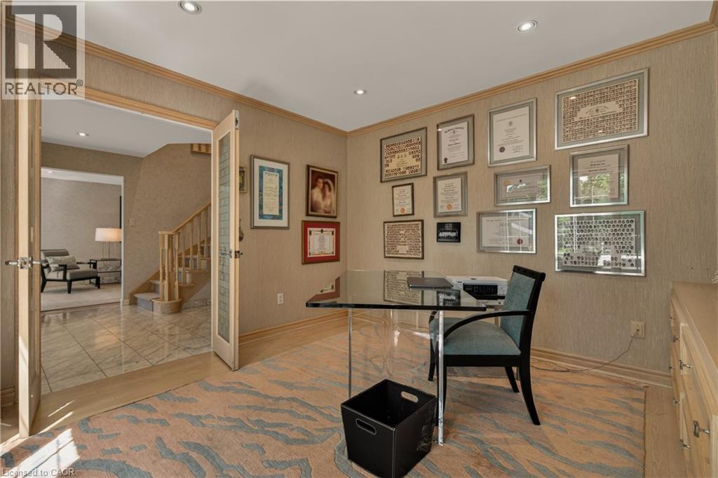 23 LANTERN Lane - Image 21
