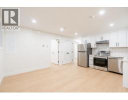 2 6740 Canada Way, Burnaby, BC V5E3R1 Photo 17