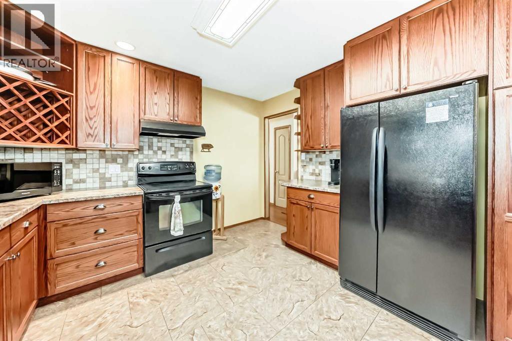 1652 Boutellier Close, Penhold