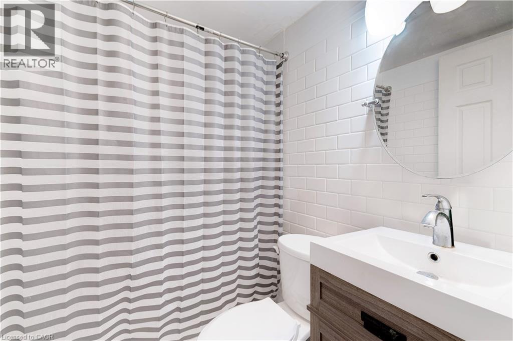 #17 2373 KING Street E - 10