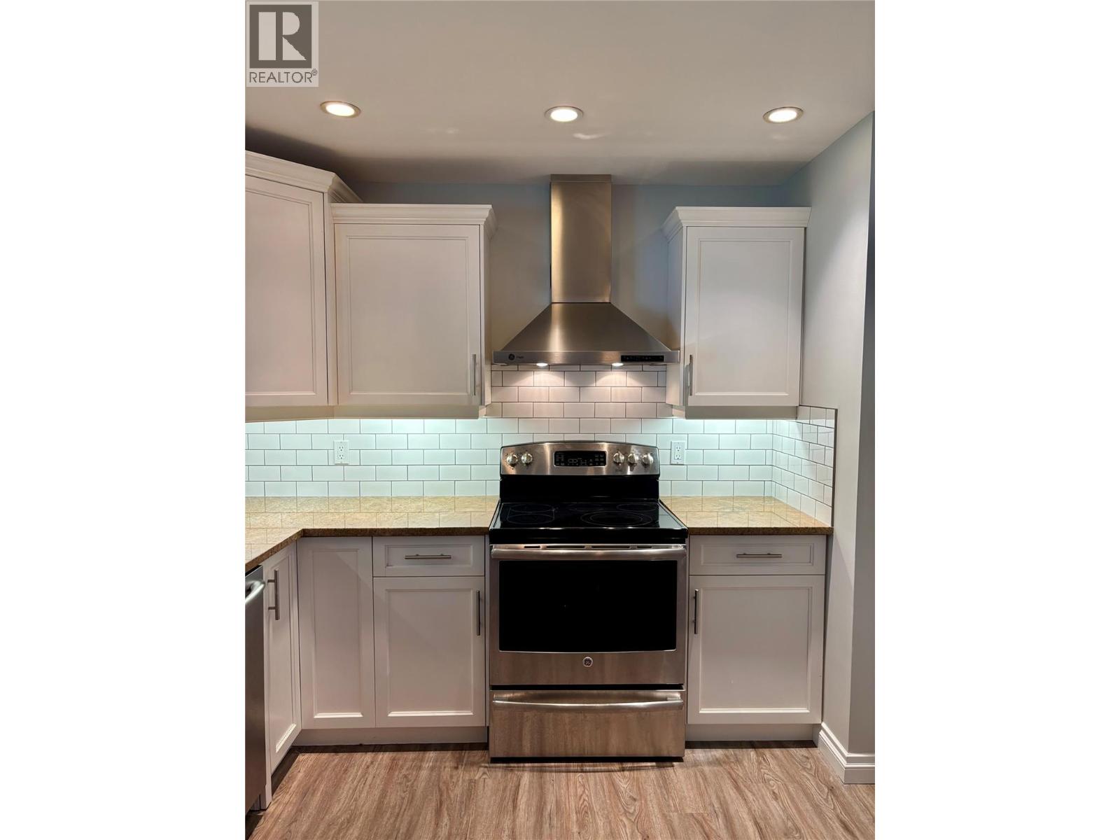 1505 13th Avenue S - 10