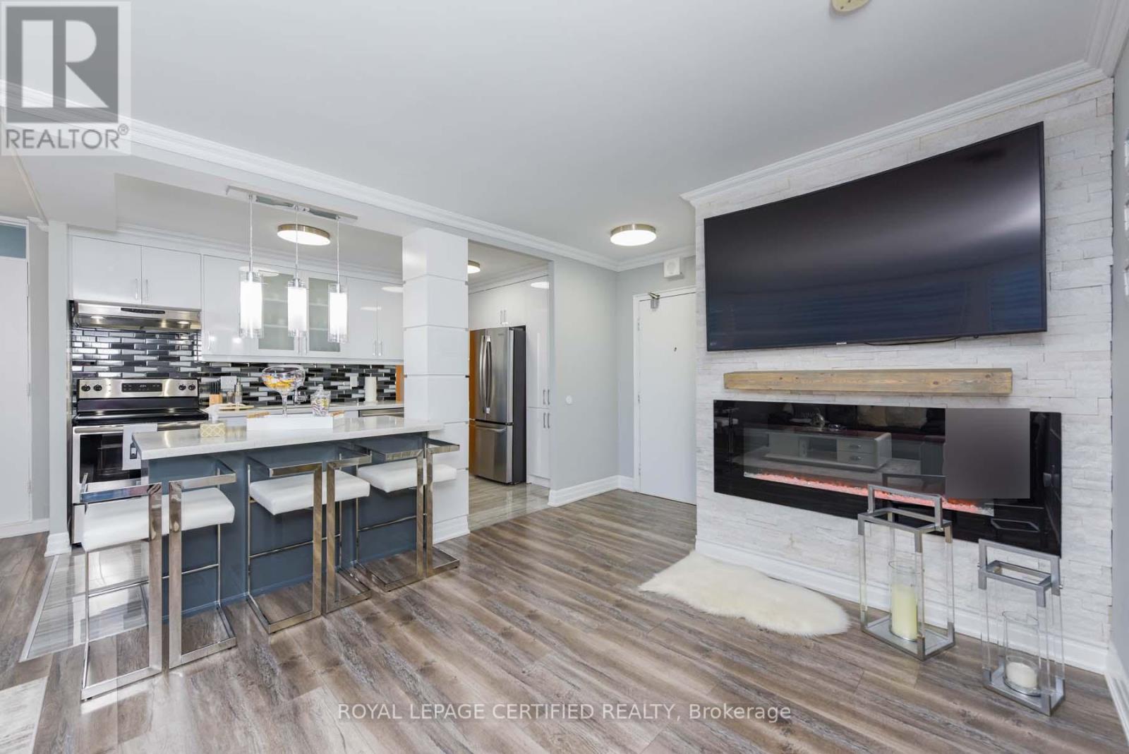 #204 3170 KIRWIN AVENUE E - 12