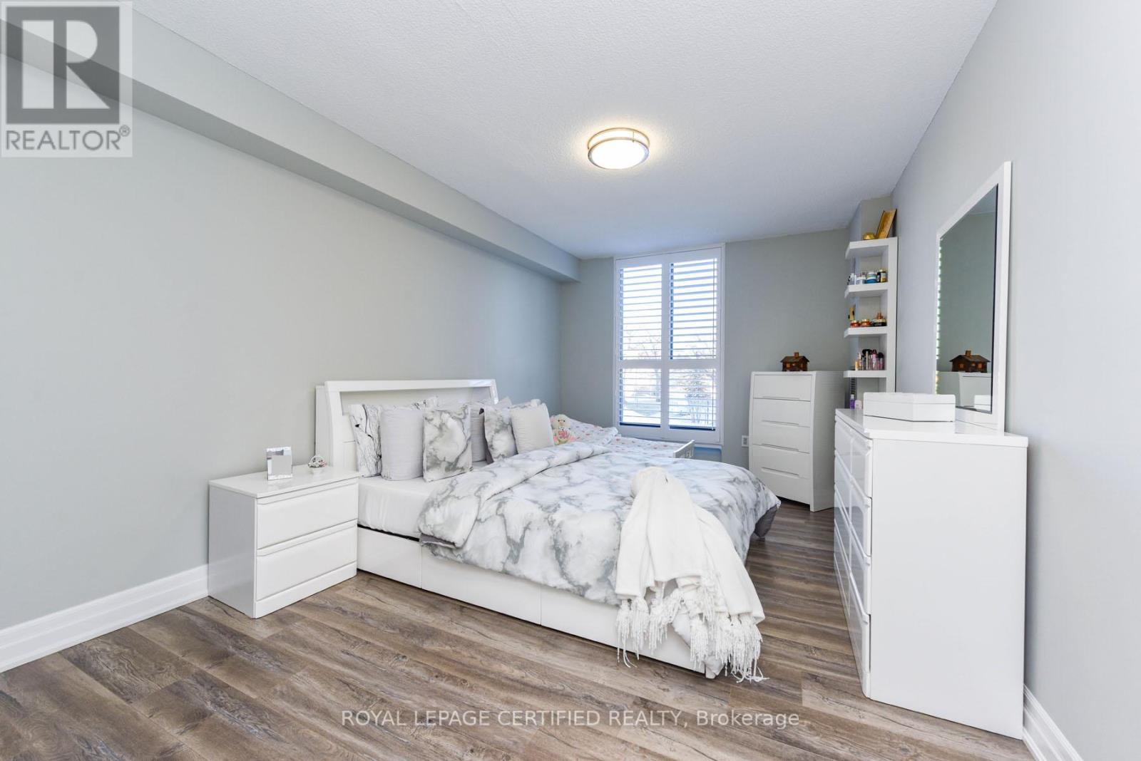 #204 3170 KIRWIN AVENUE E - 27