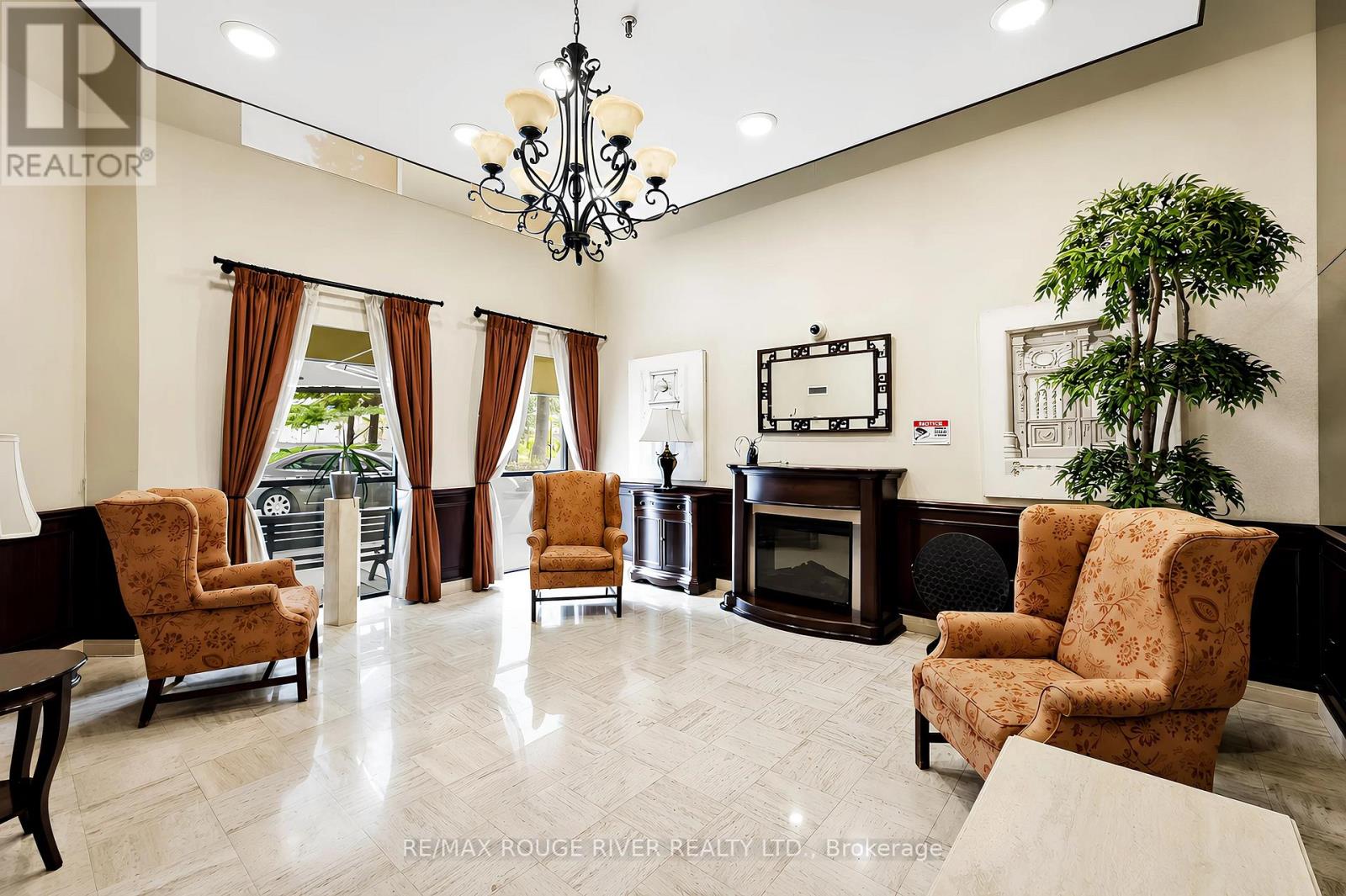 #1008 3650 KANEFF CRESCENT - Image 18
