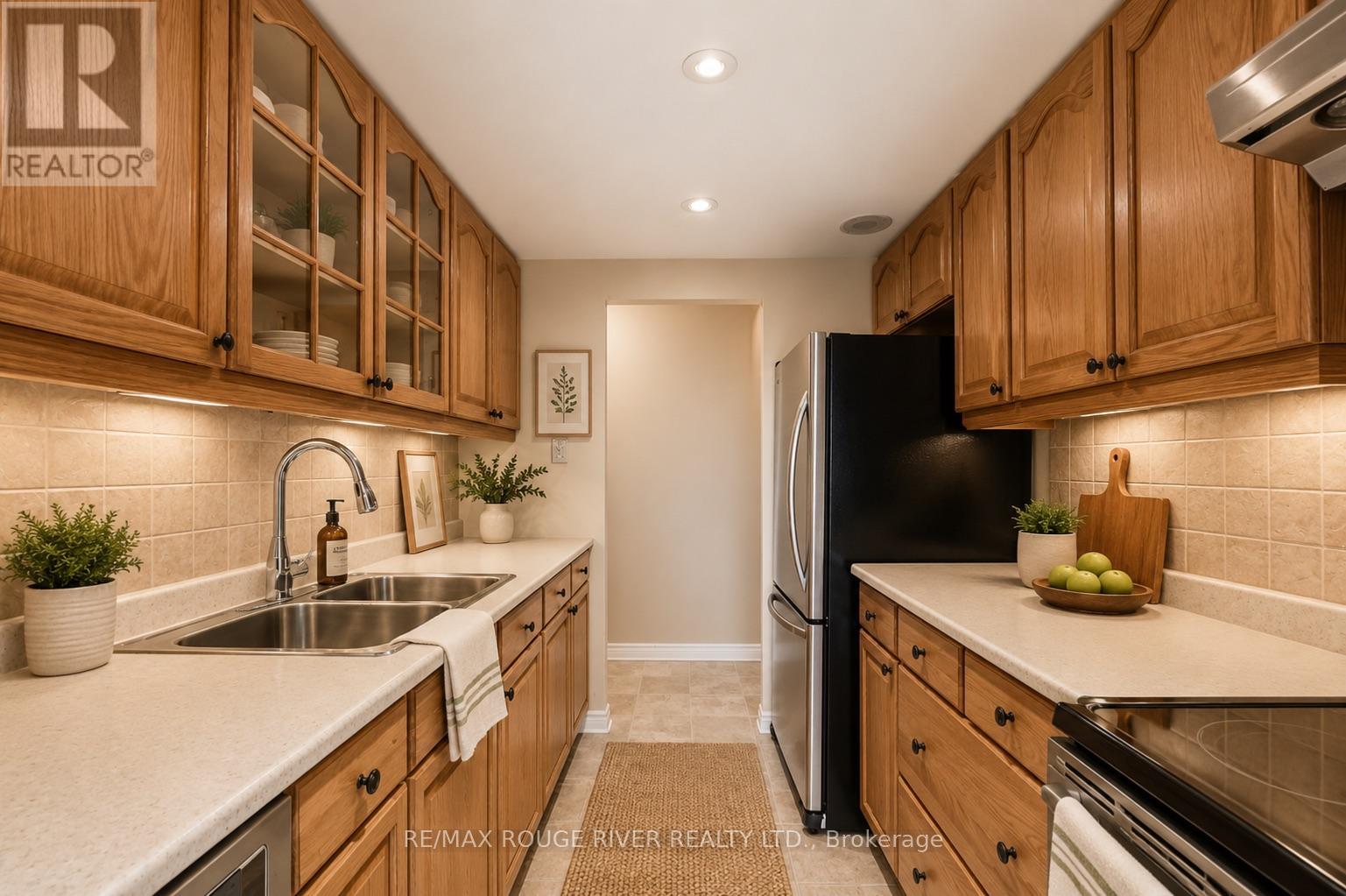 #1008 3650 KANEFF CRESCENT - Image 6