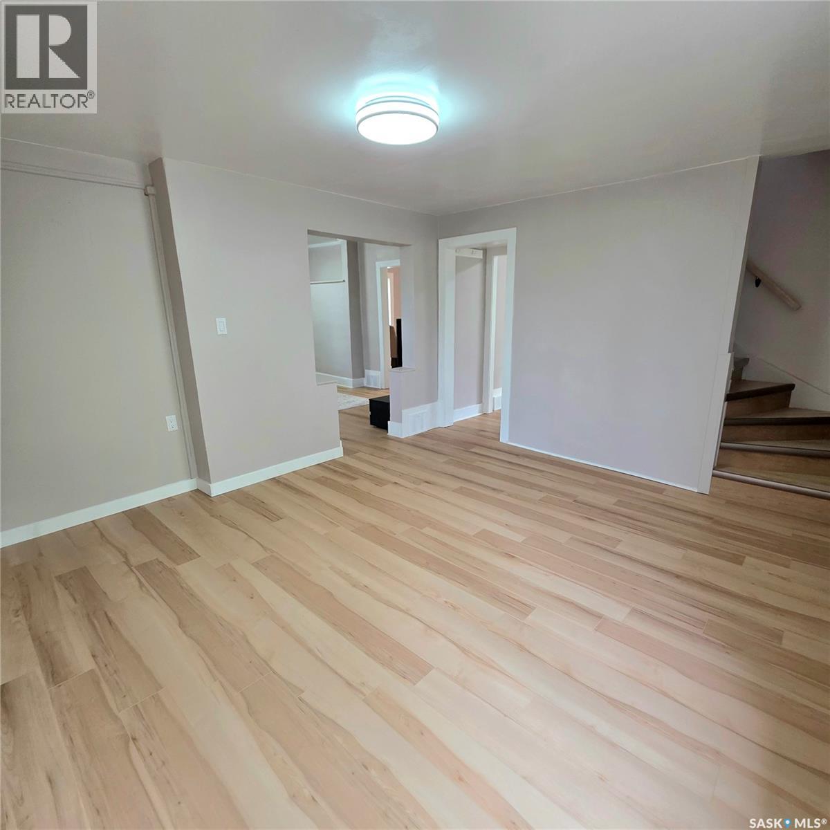 469 19th STREET E - 11