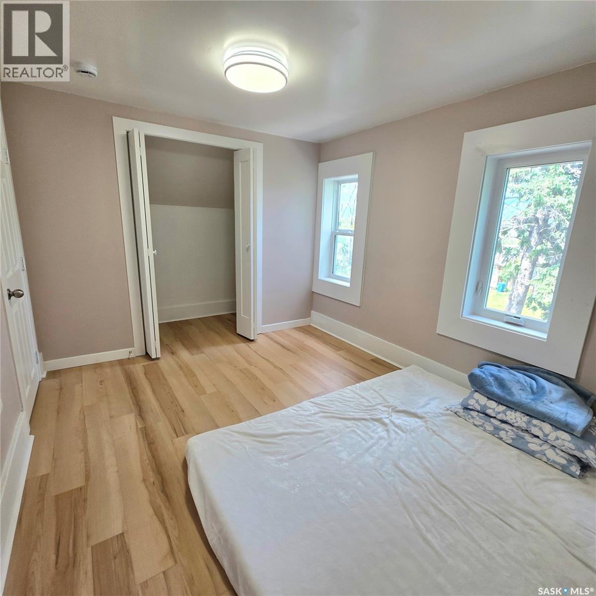 469 19th STREET E - 26