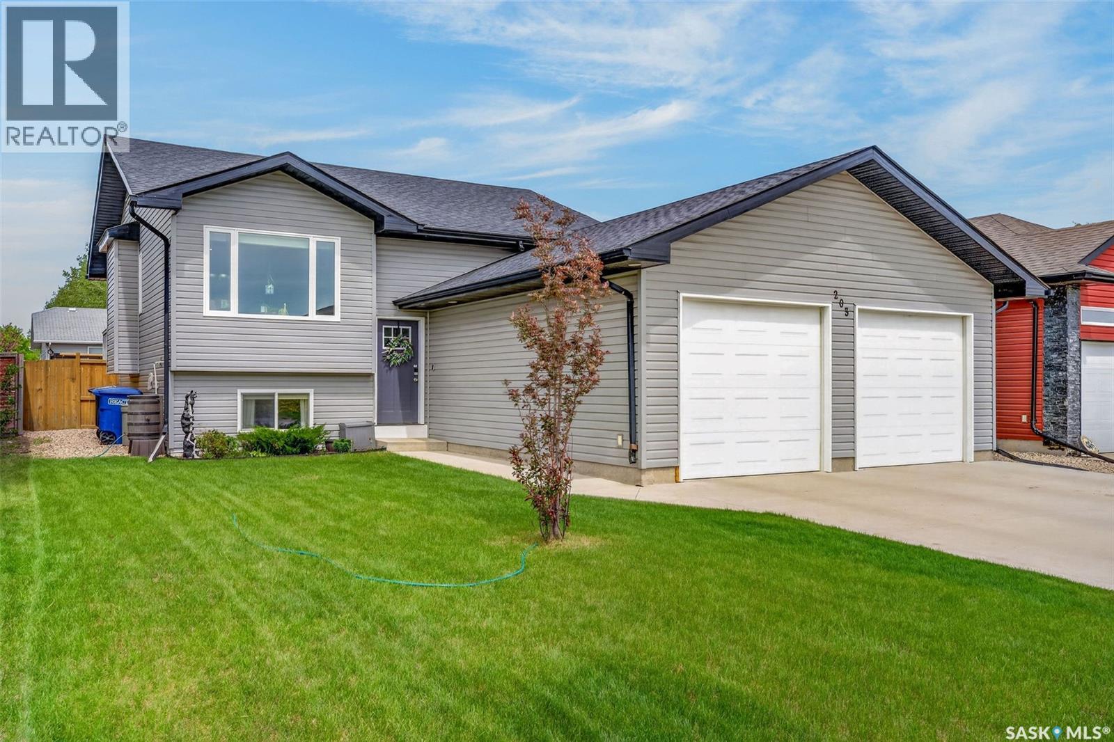 203 Saskatchewan AVENUE - photo 2