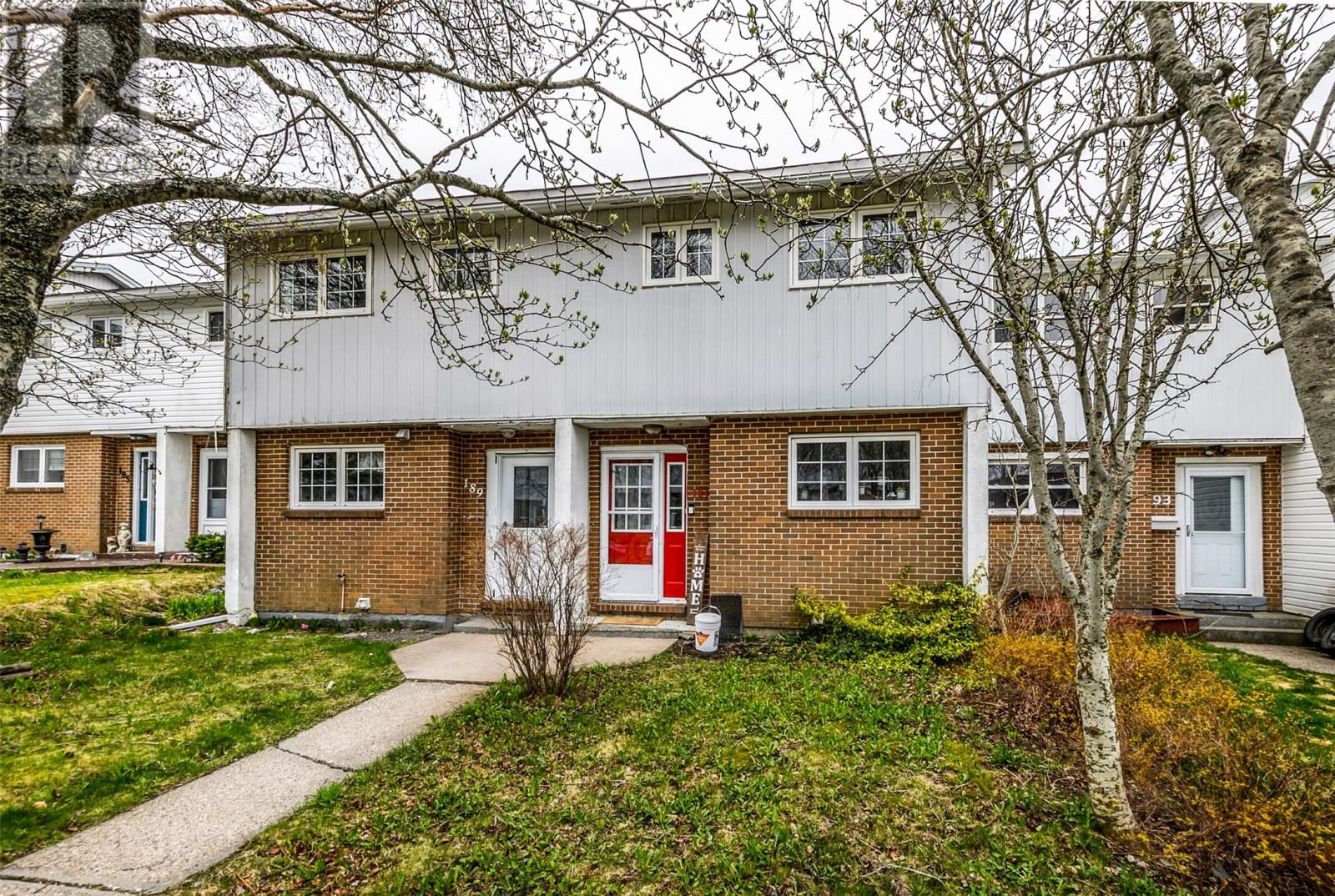 191 Cumberland Crescent - 1