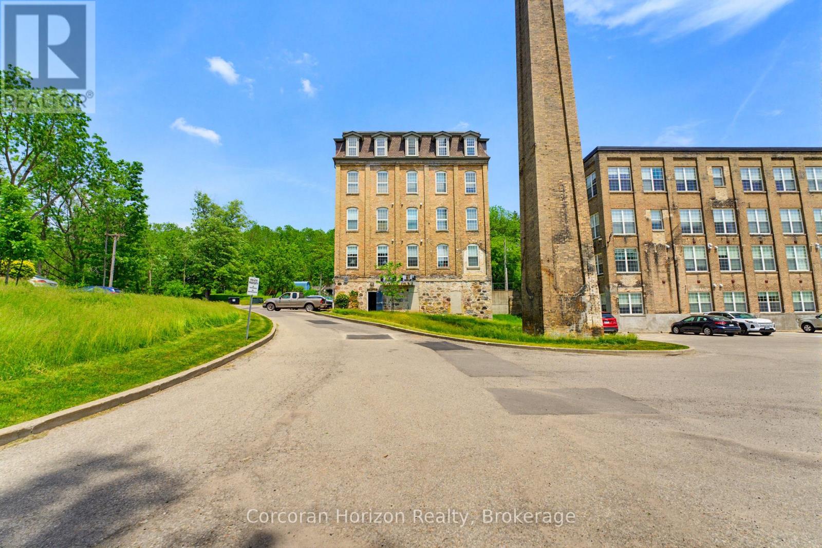 #301 140 WEST RIVER STREET - 3