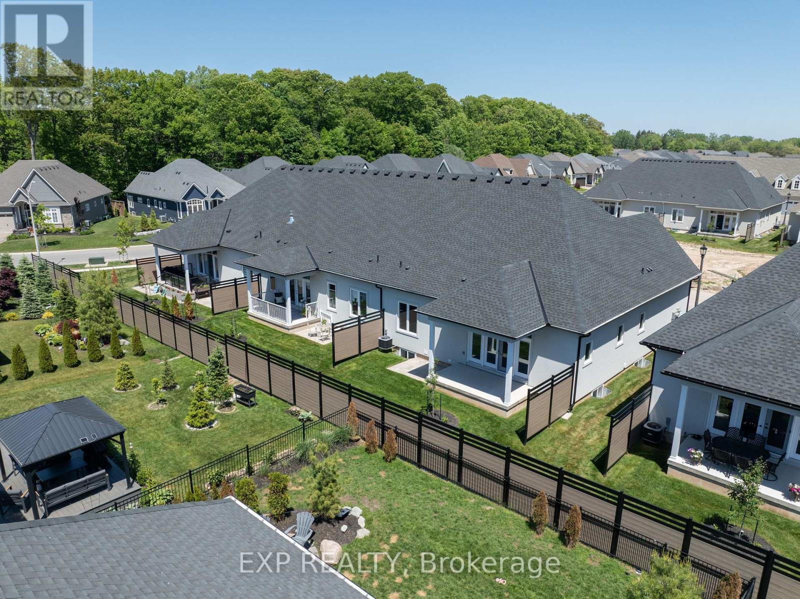 7 BUTTERNUT CRESCENT - Image 42