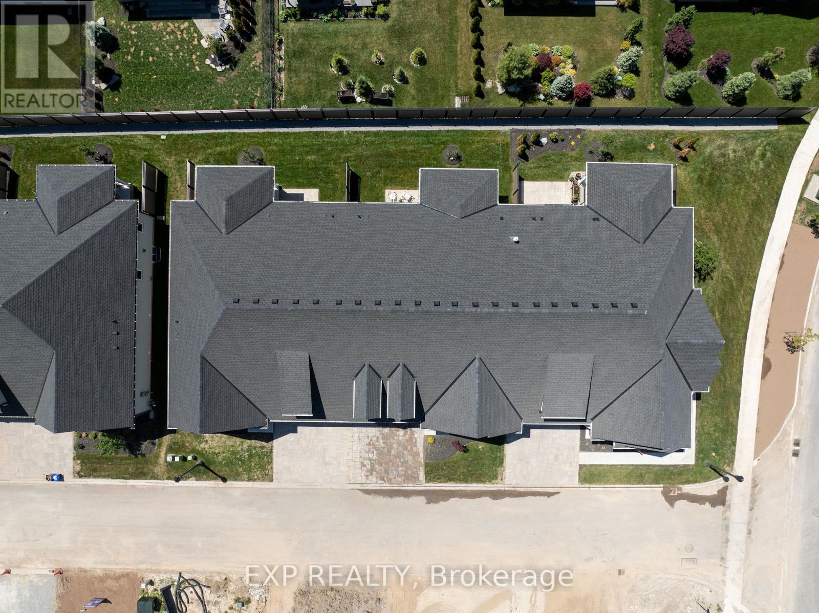 7 BUTTERNUT CRESCENT - Image 43