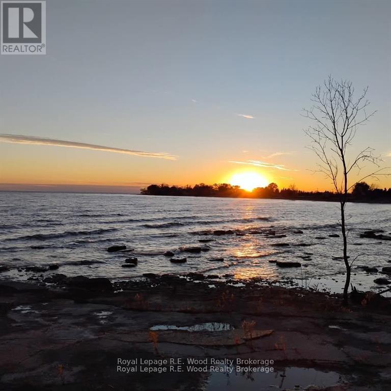 1806 LAKESHORE ROAD - 19