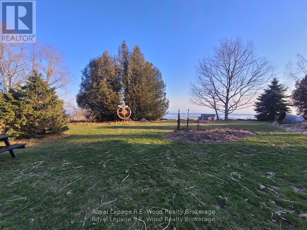 1806 LAKESHORE ROAD - 20